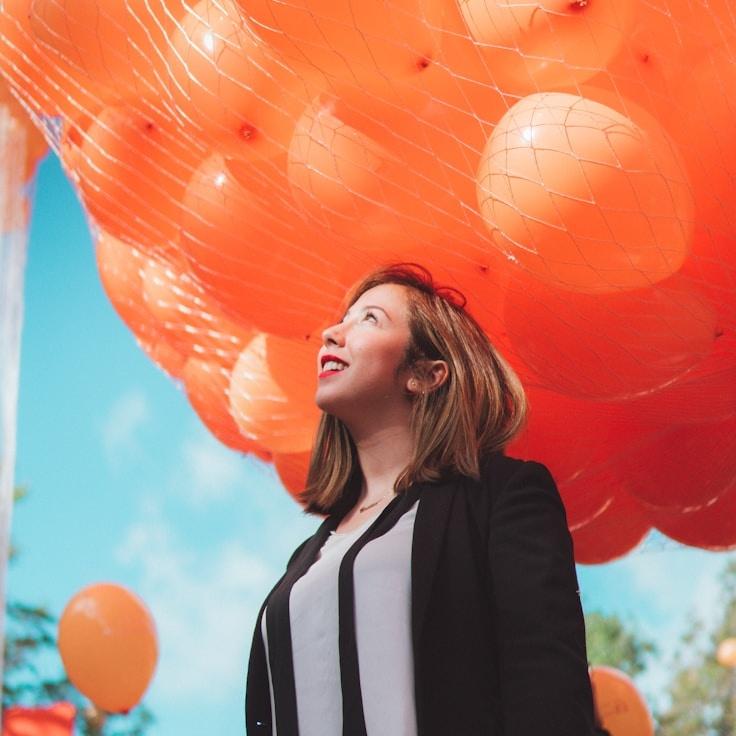 Portrait of Ananya meditation instructor